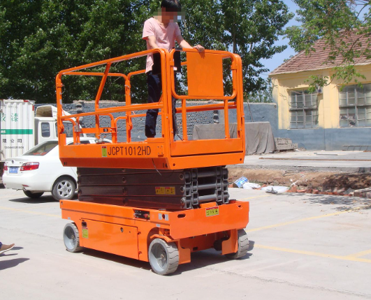 华安移动式升降平台规格与使用规范